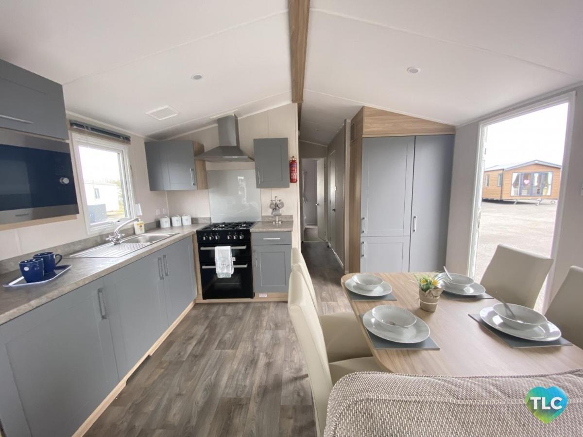 Caravan On Fantastic Site ดันบาร์ ภายนอก รูปภาพ
