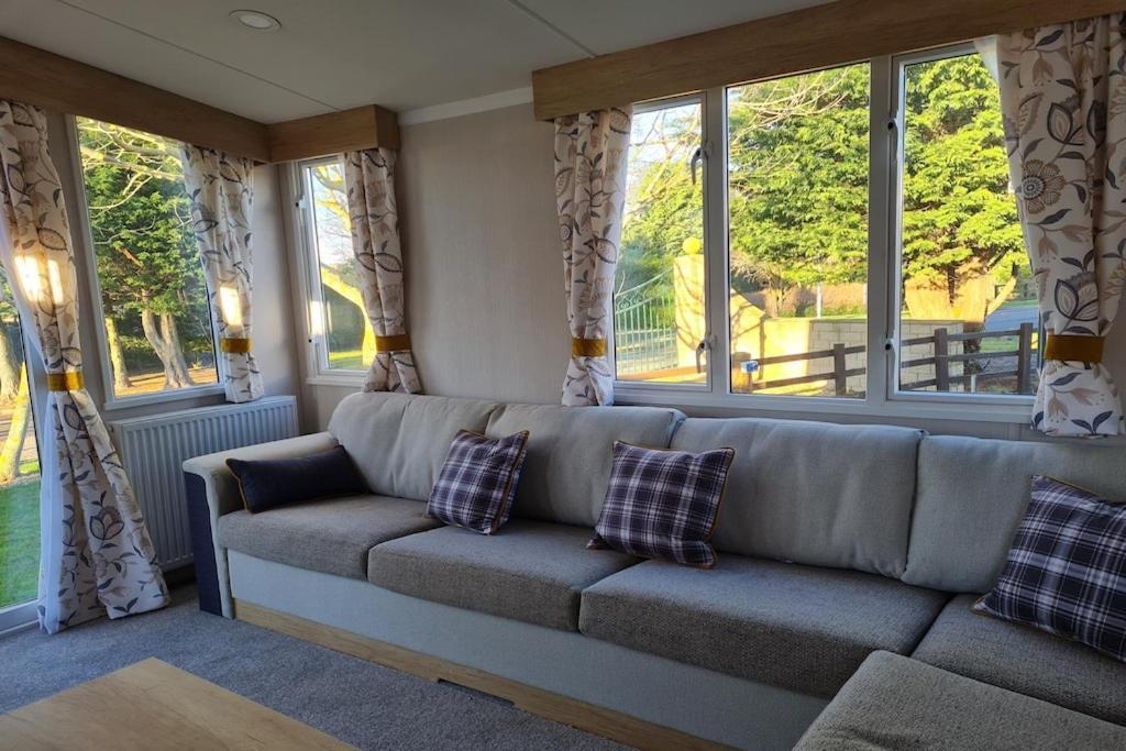 Caravan On Fantastic Site ดันบาร์ ภายนอก รูปภาพ